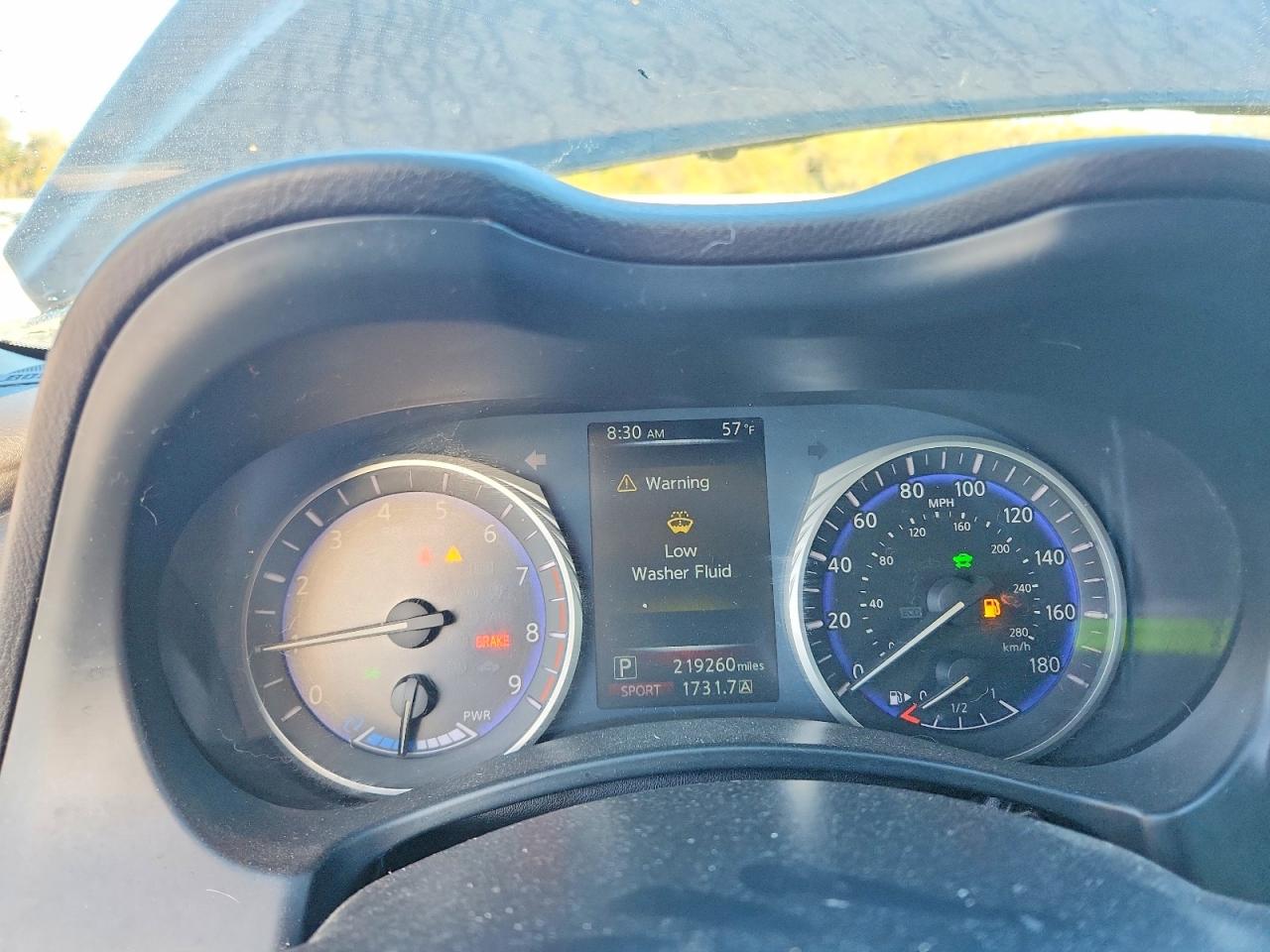 INFINITI Q50 Hybrid Premium