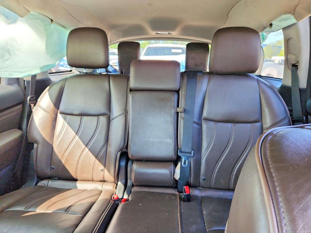 INFINITI JX35 Base