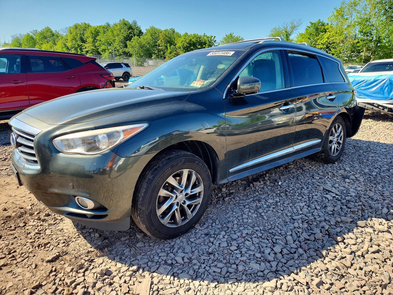 Salvage INFINITI JX35 Image