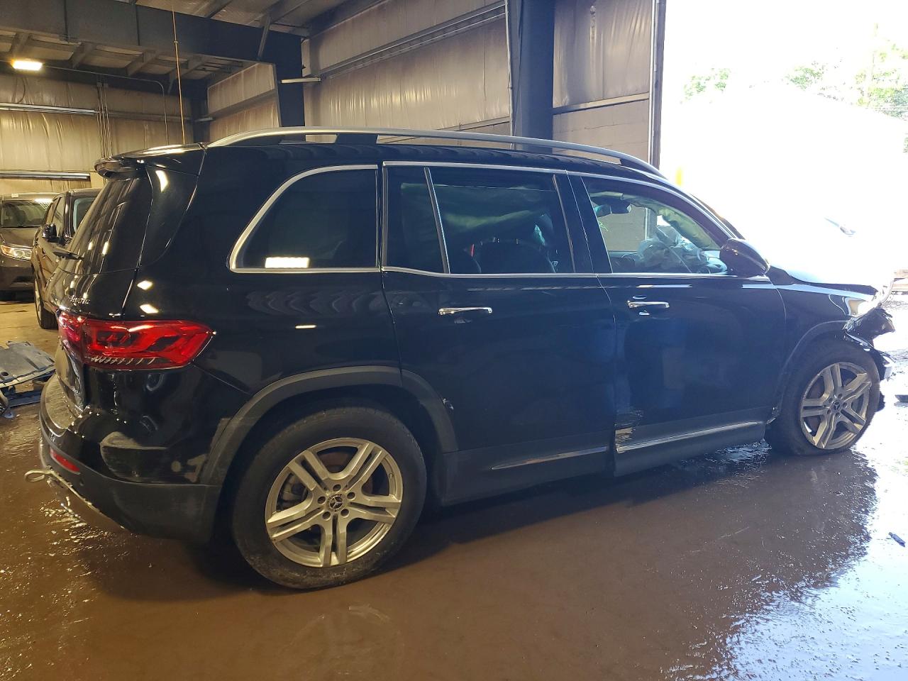 Mercedes-Benz GLB 250 4matic