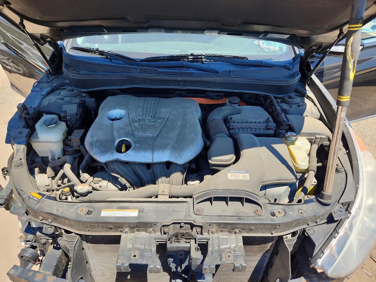 Hyundai SONATA Hybrid