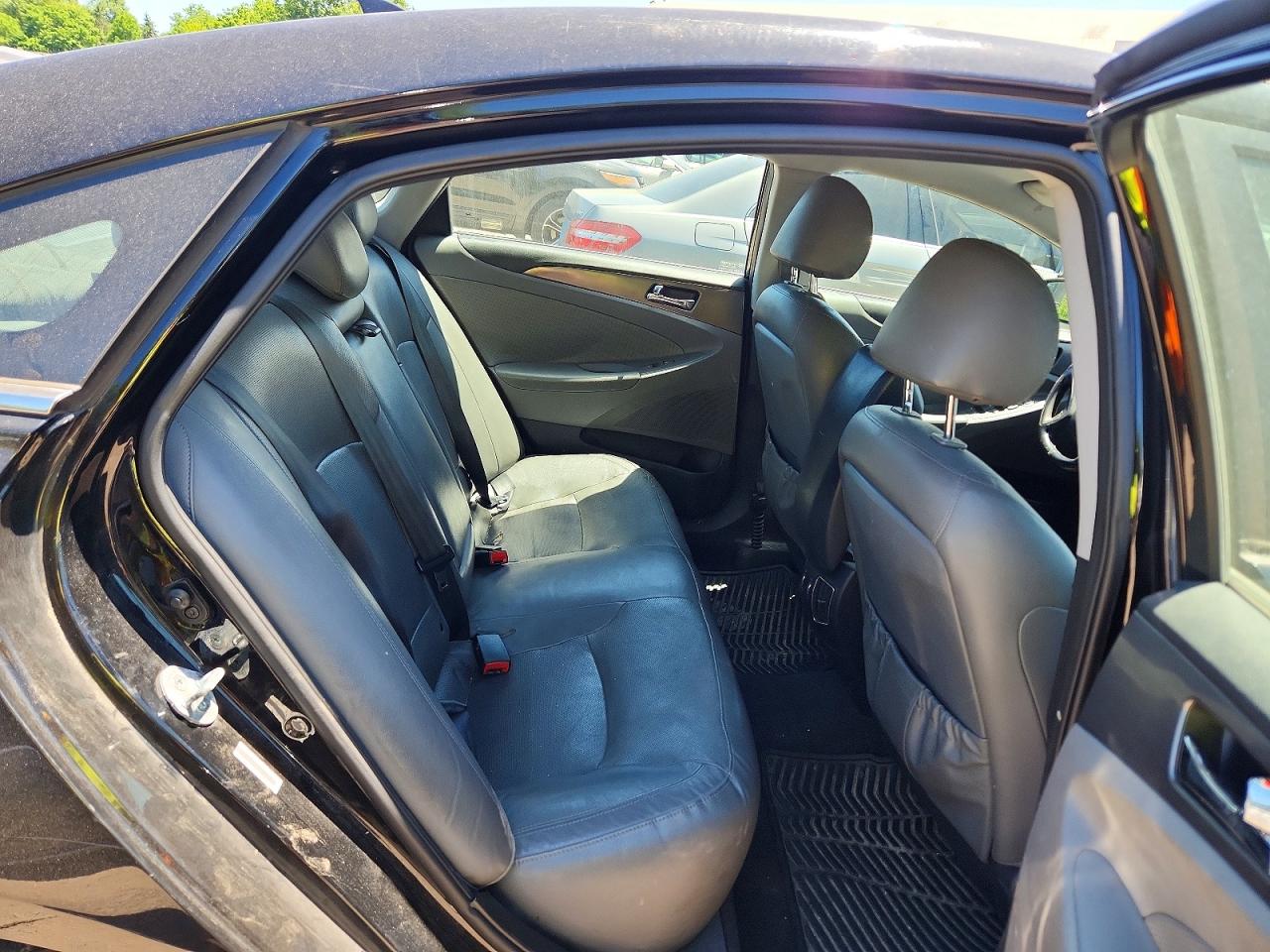 Hyundai SONATA Hybrid