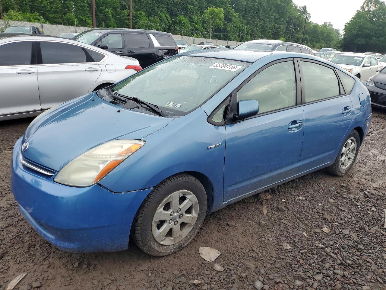 Salvage Toyota Prius Image