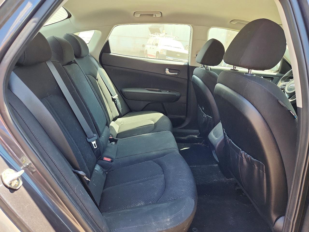 Kia Optima Lx
