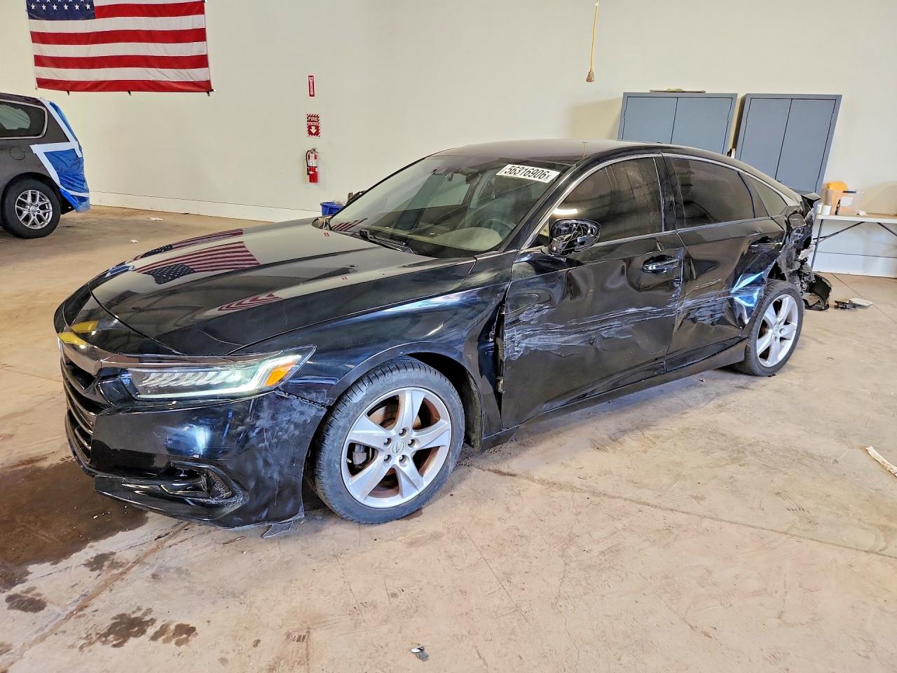 Salvage Honda Accord Image