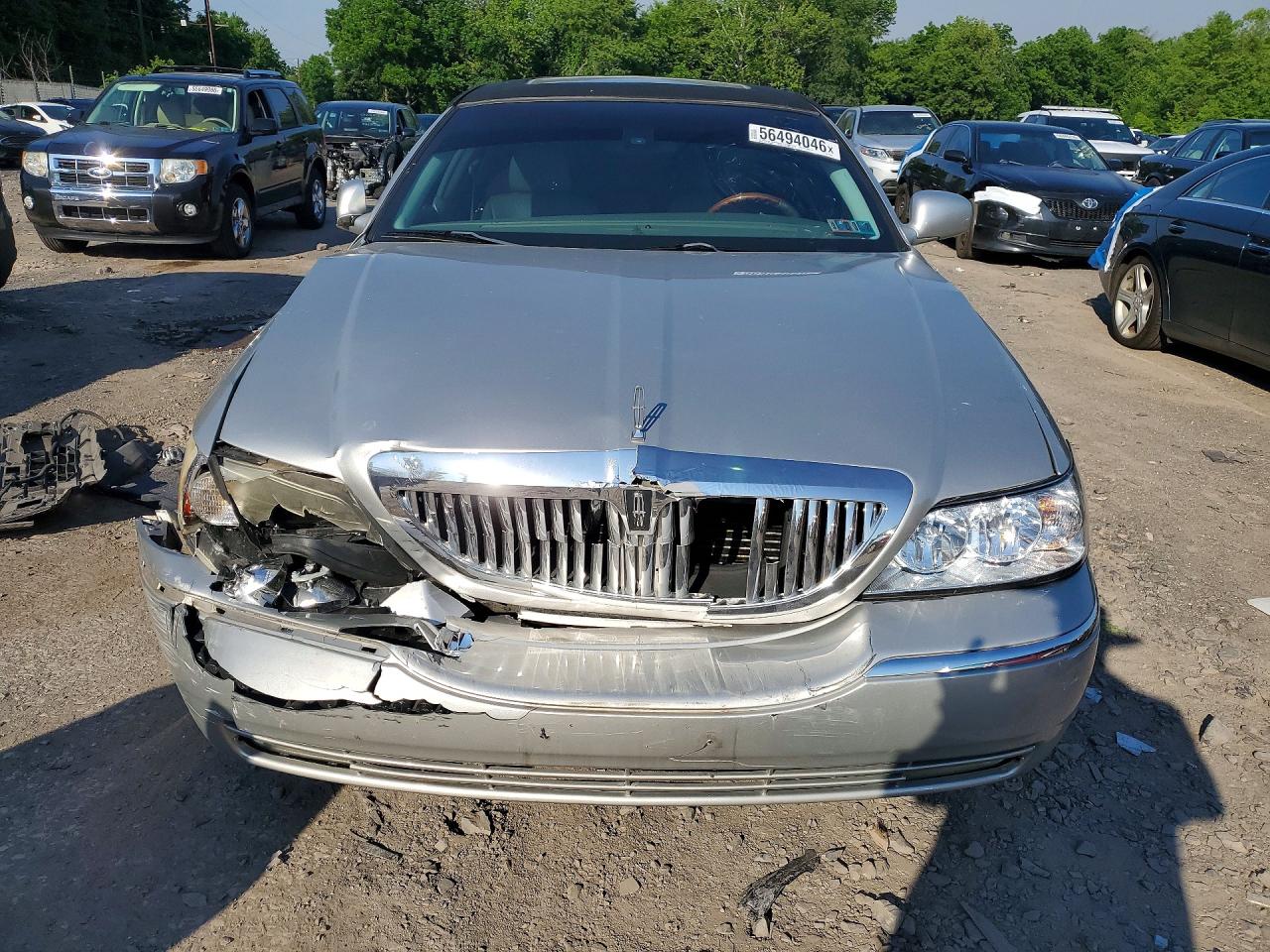 Lincoln Towncar Cartier
