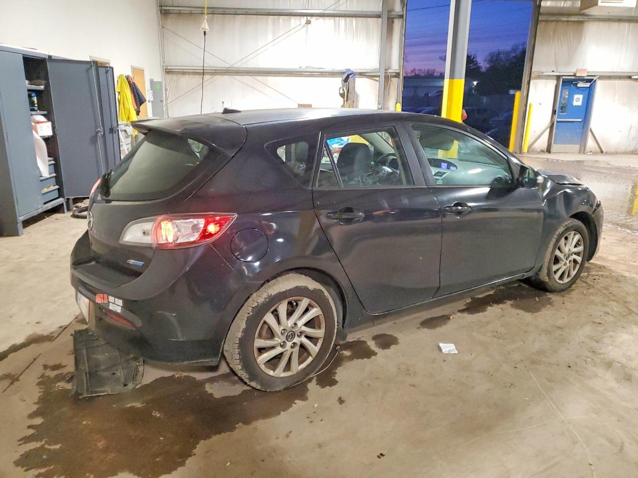 Mazda 3 I