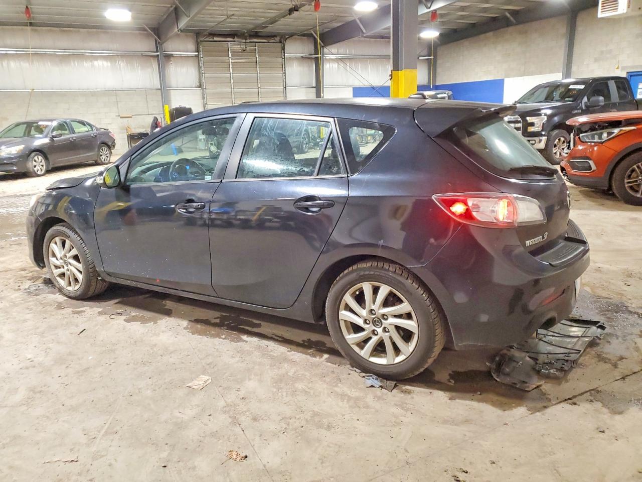 Mazda 3 I