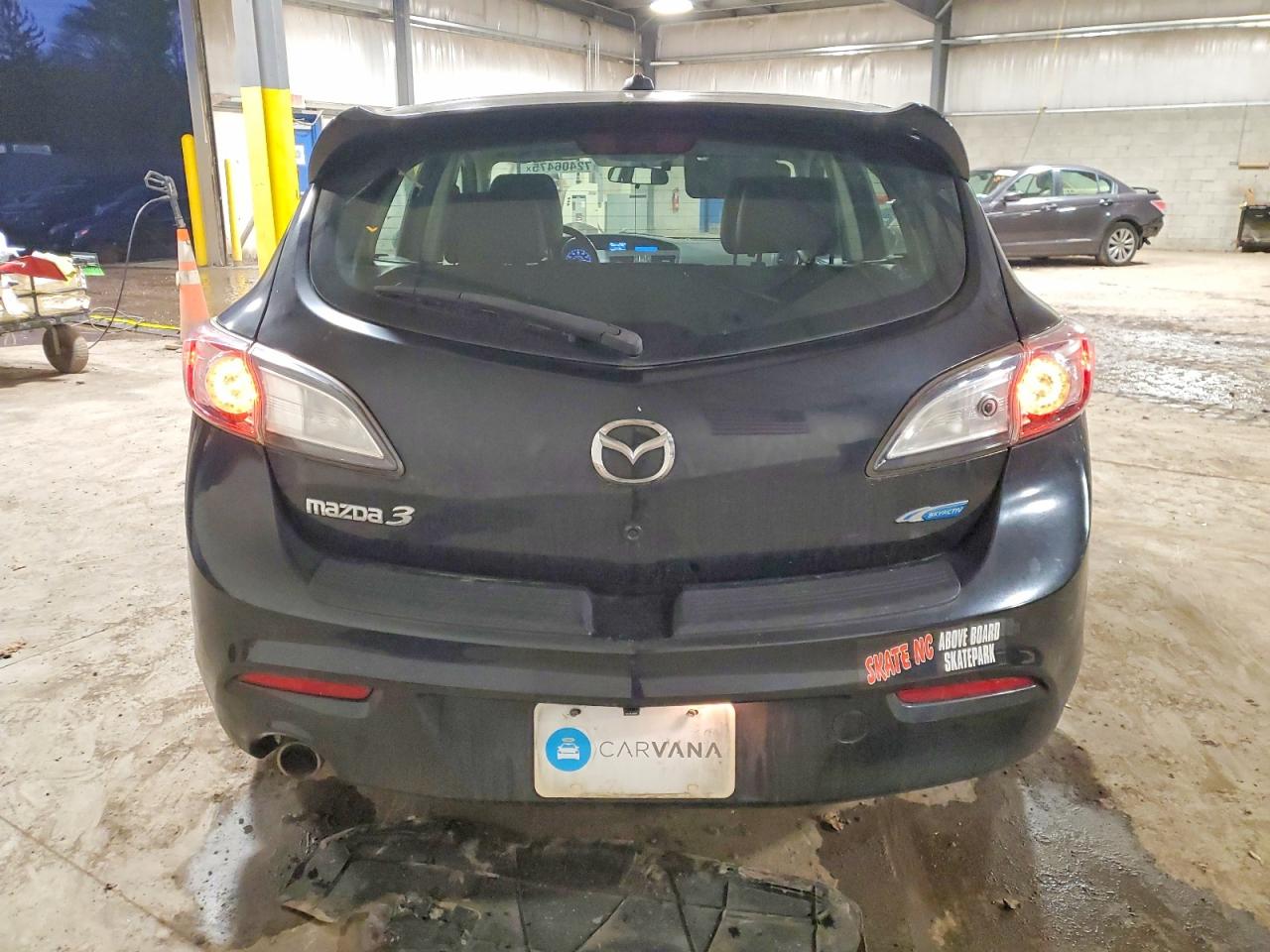 Mazda 3 I
