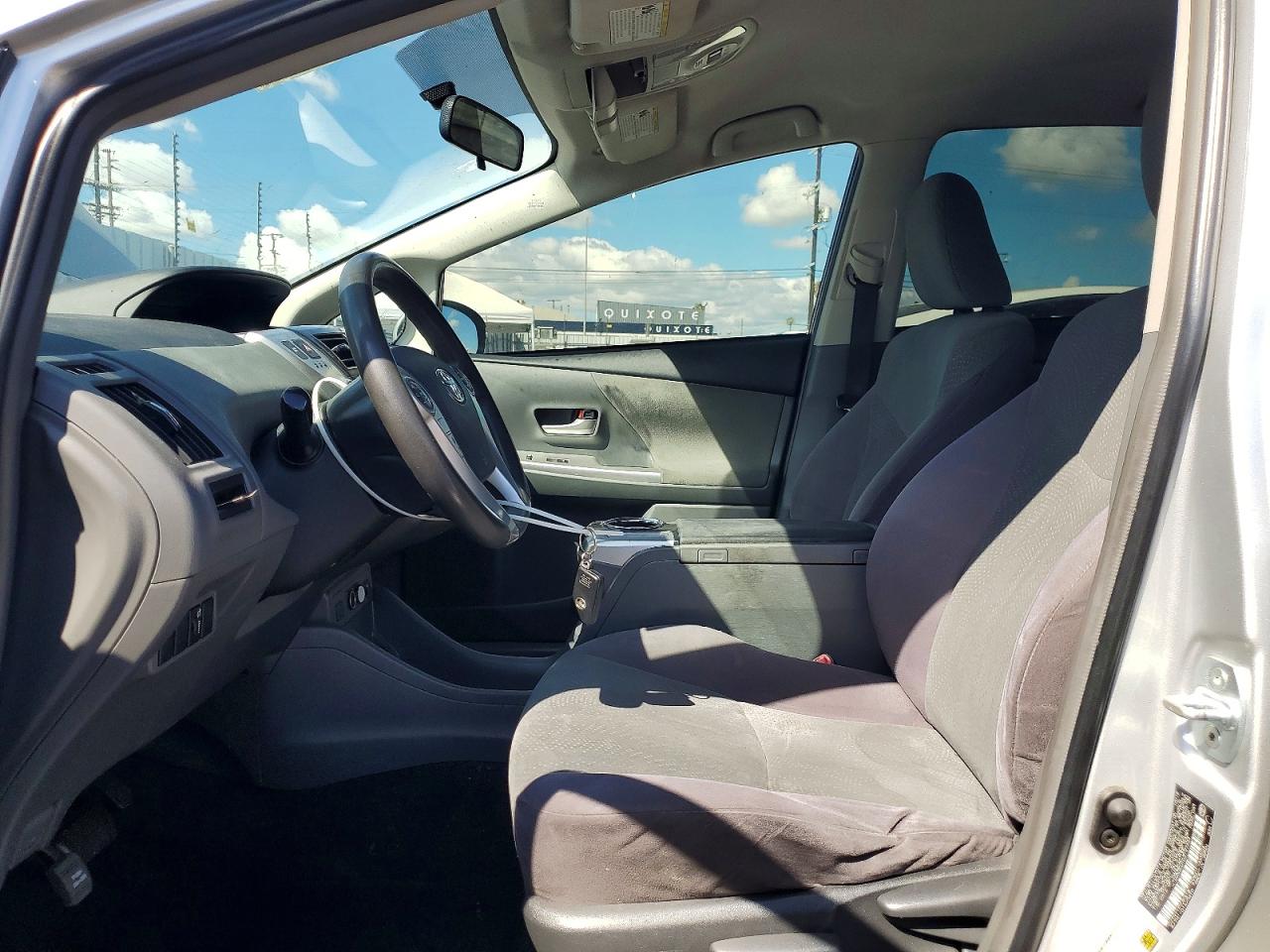 Toyota Prius Three