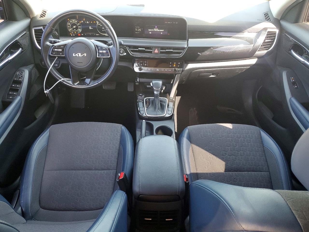 Kia Seltos S