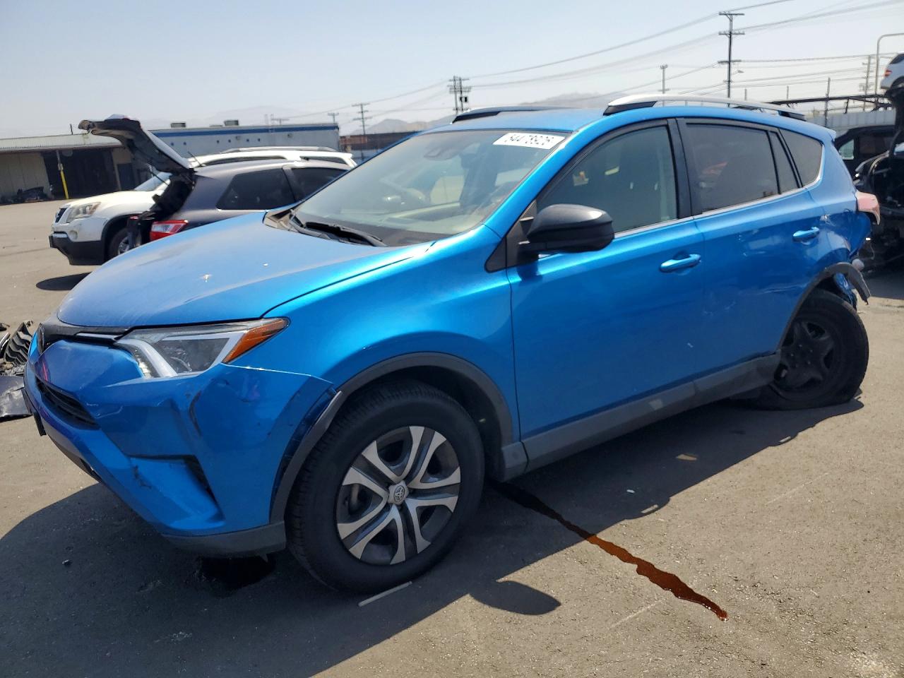 Salvage Toyota RAV4 Image