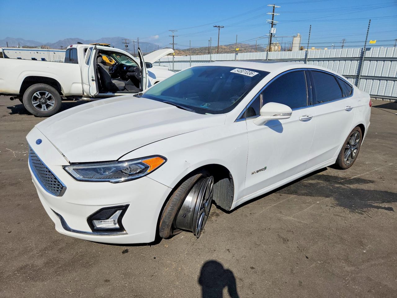 Salvage Ford Fusion Image