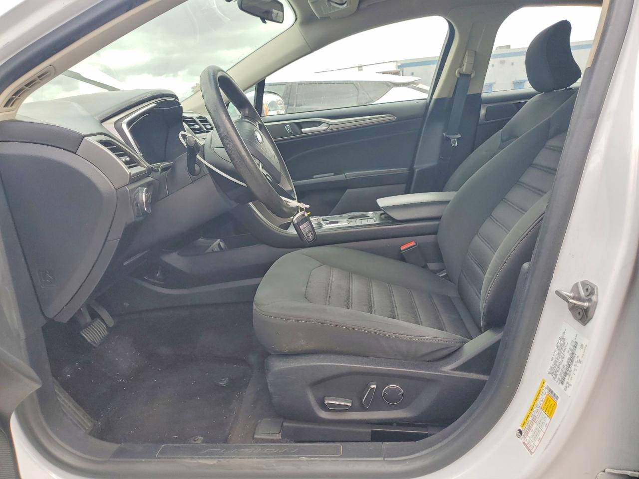 Ford Fusion Se Hybrid