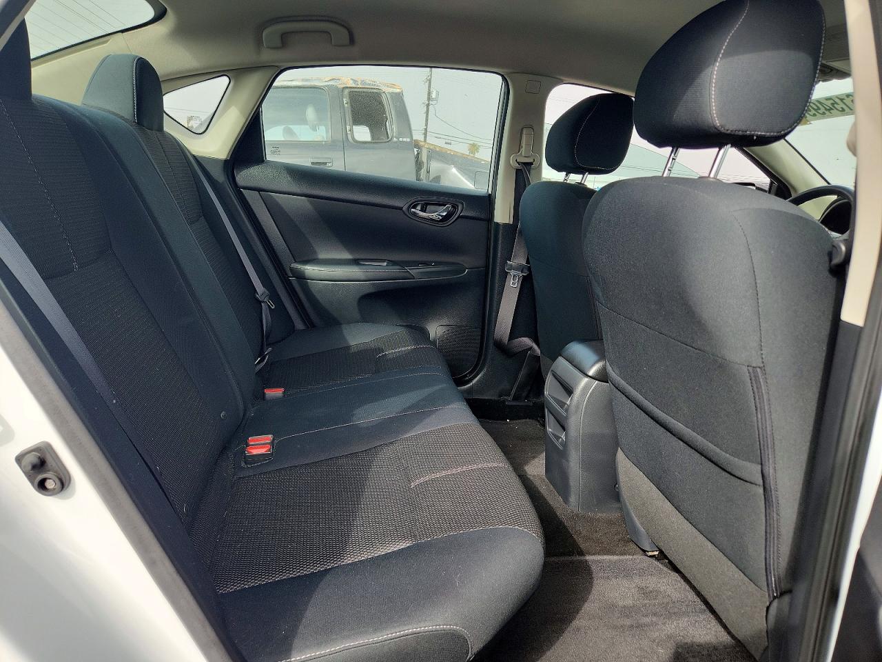 Nissan Sentra S