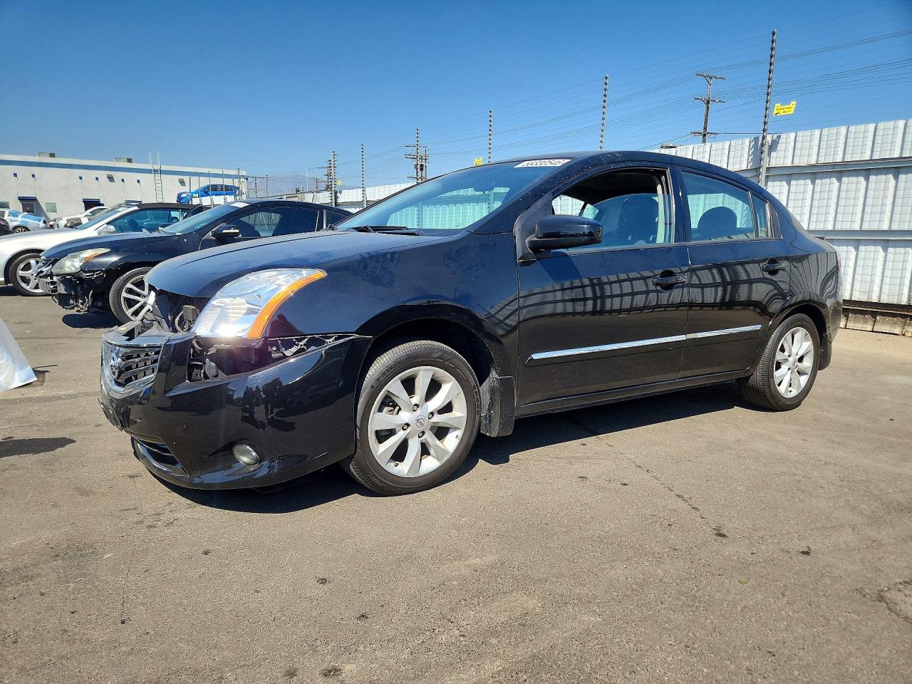 Salvage Nissan Sentra Image