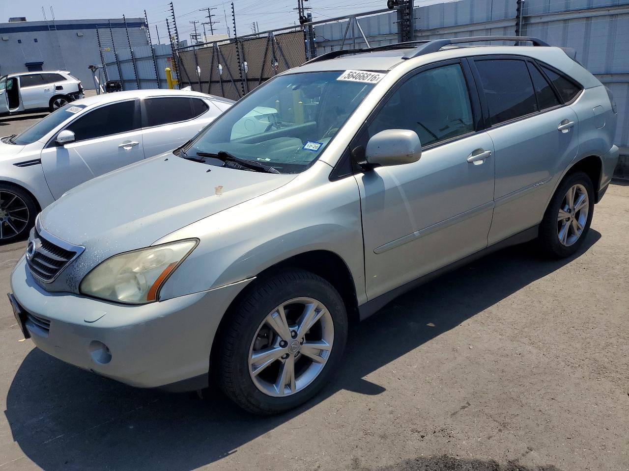 Salvage Lexus RX Image
