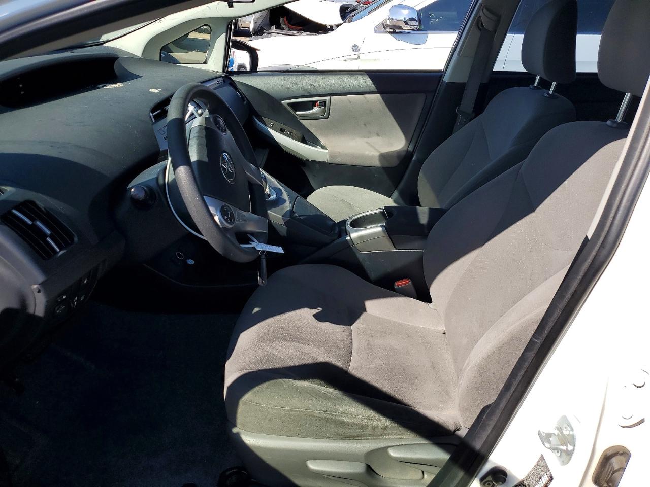Toyota Prius Base