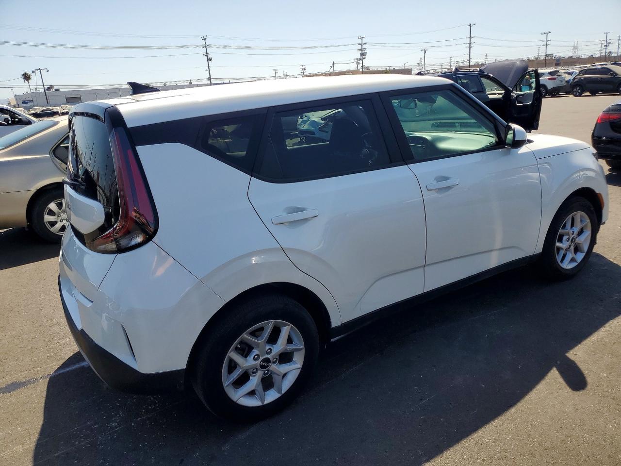 Kia Soul Lx
