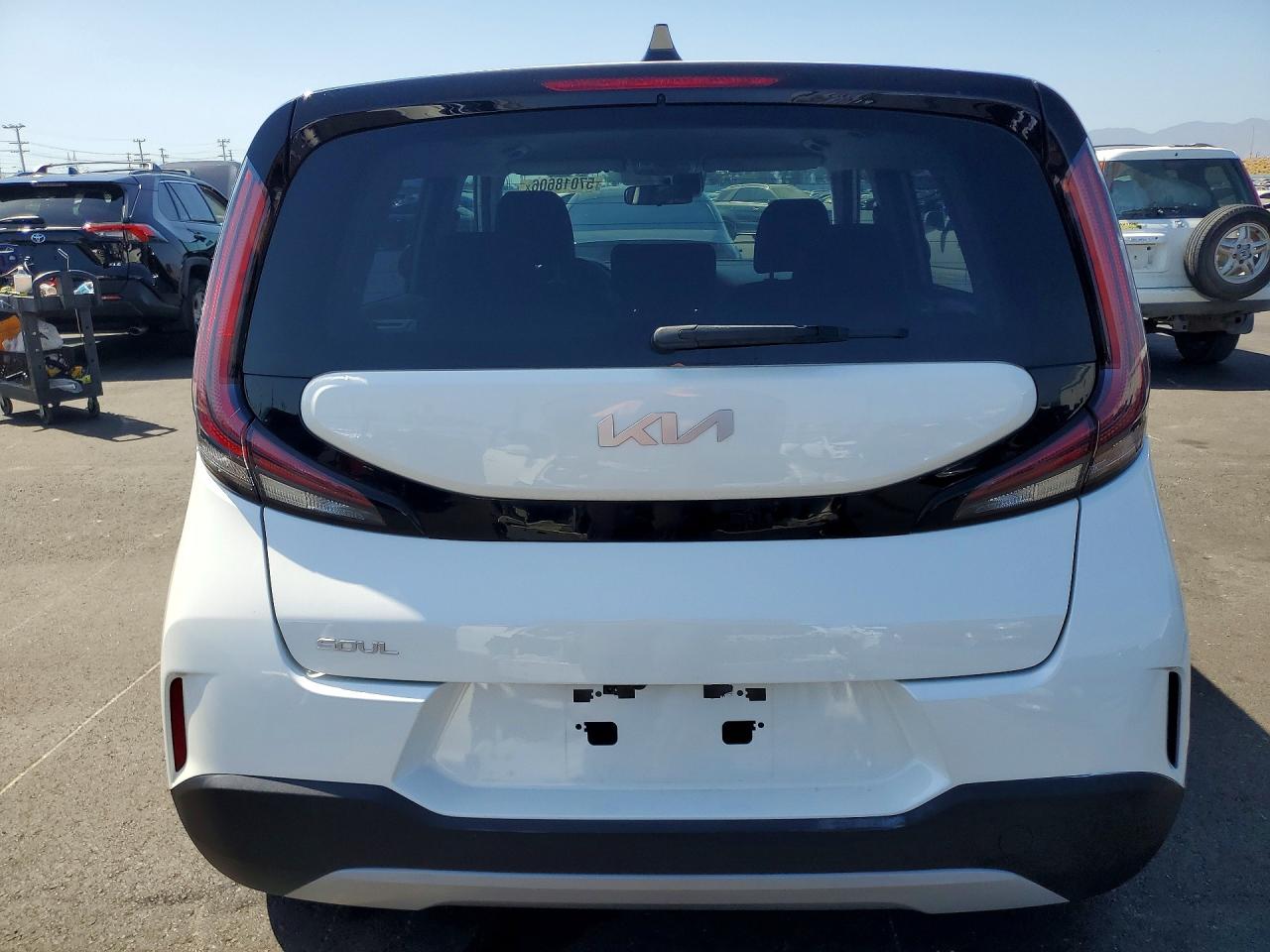 Kia Soul Lx