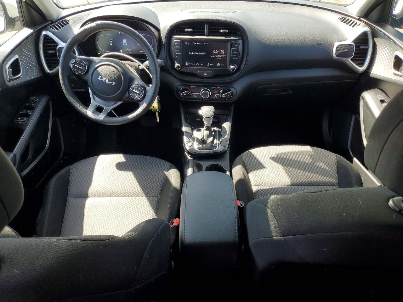 Kia Soul Lx