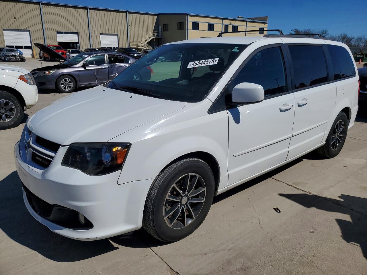 Salvage Dodge Caravan Image