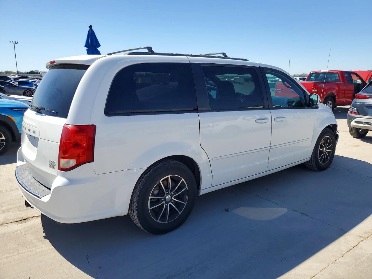 Dodge Caravan R