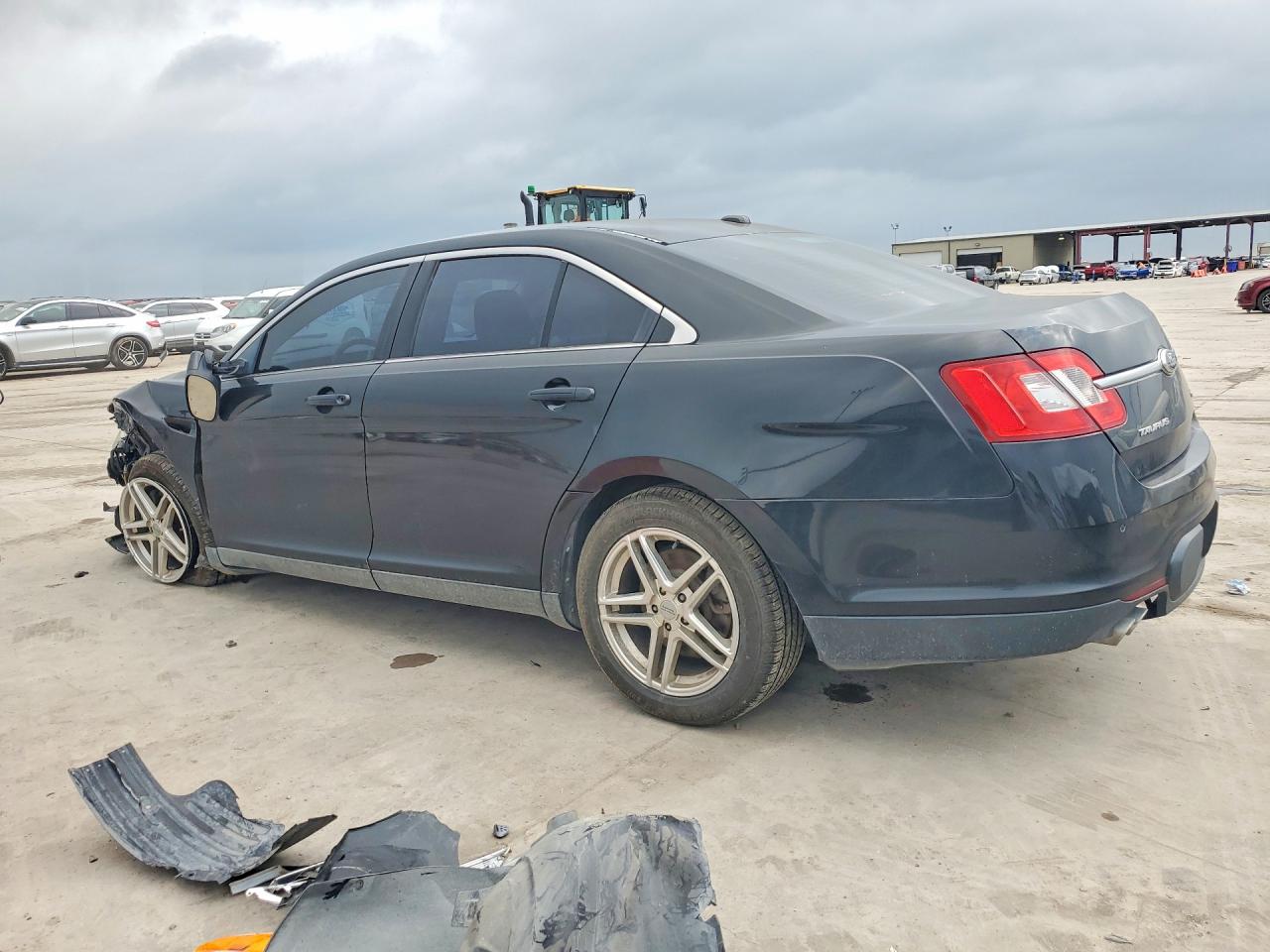 Ford Taurus Sel