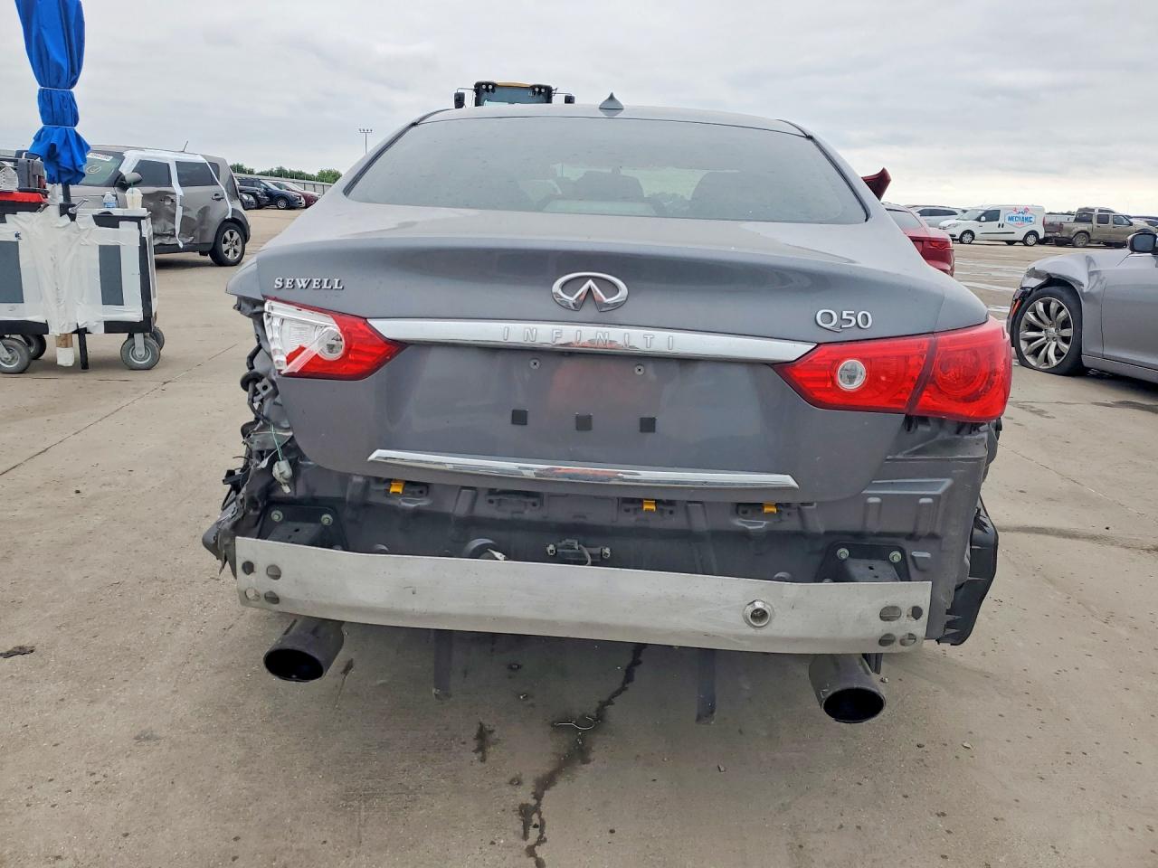INFINITI Q50 3.0t Premium