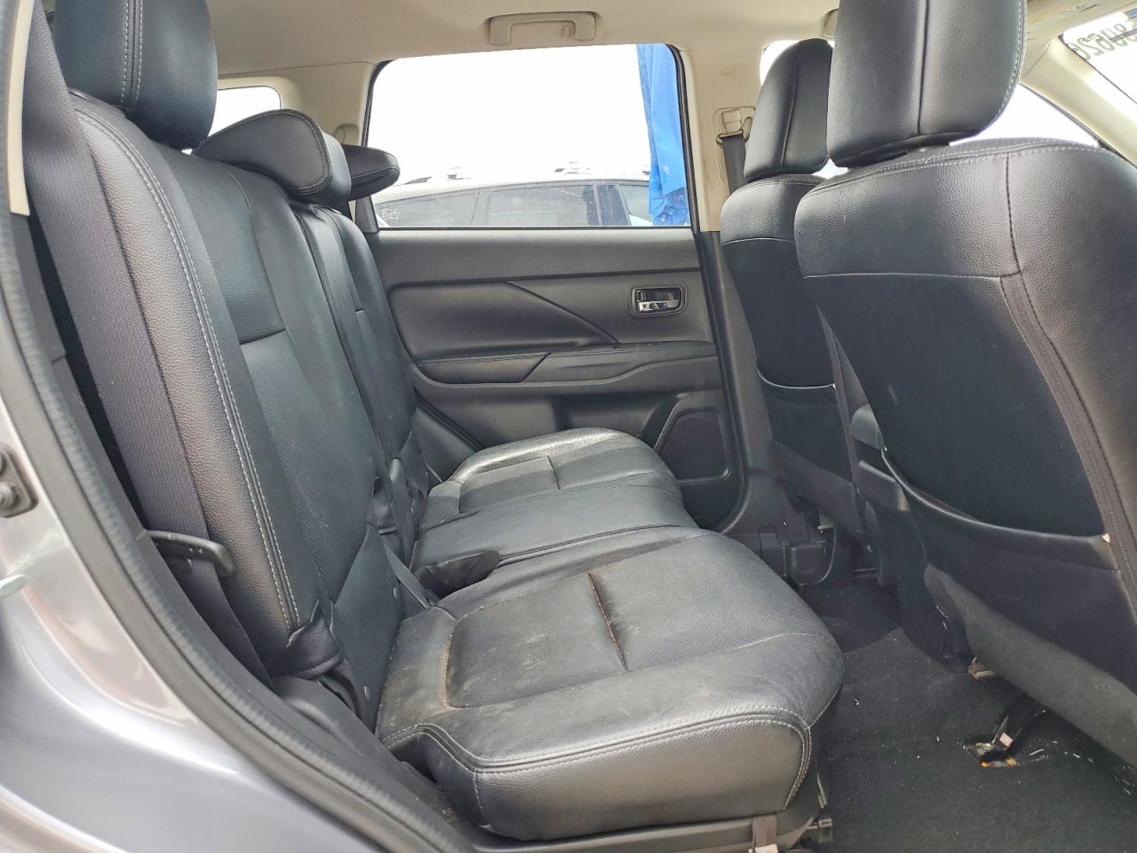 Mitsubishi Outlander Se