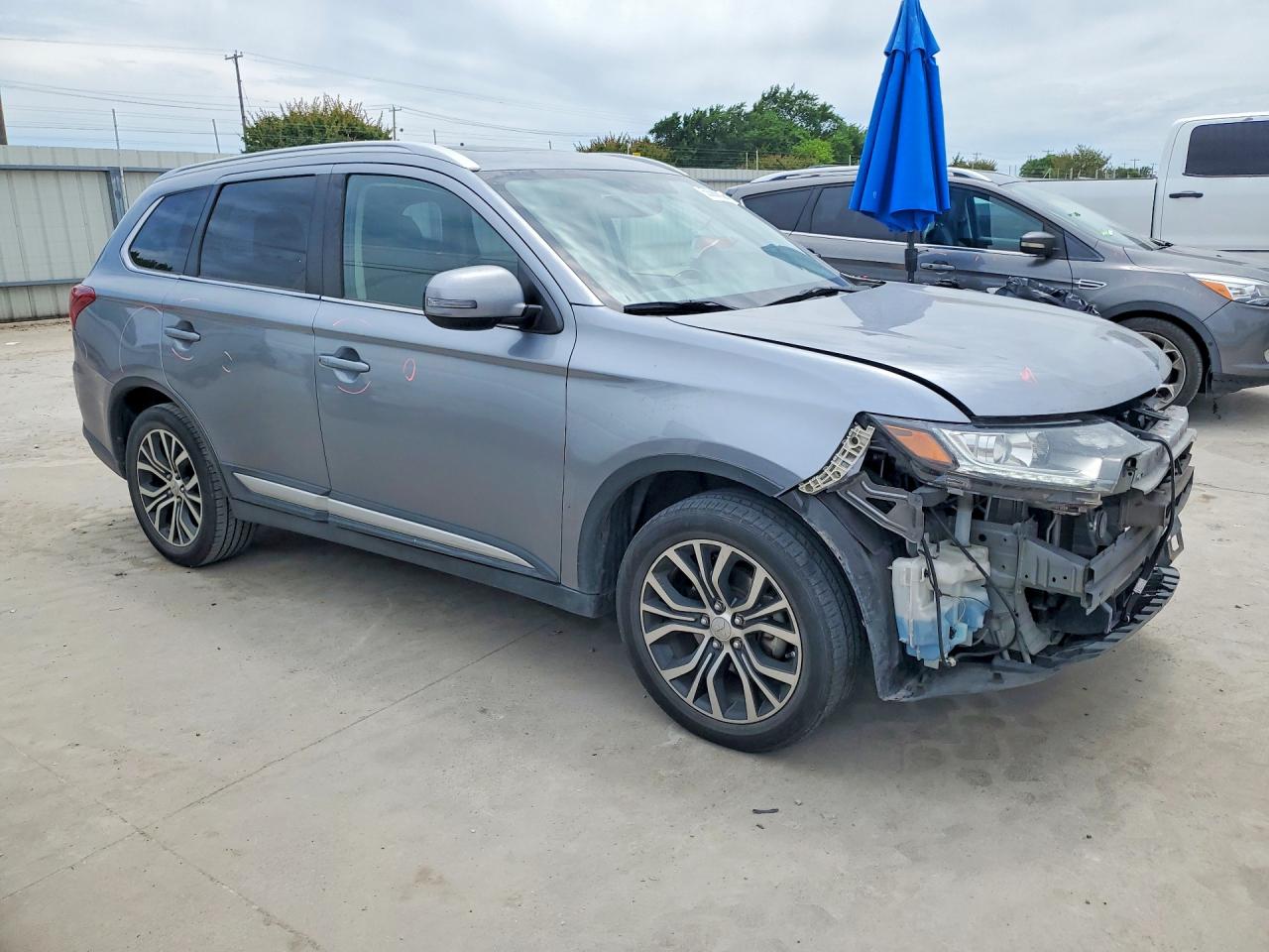 Mitsubishi Outlander Se