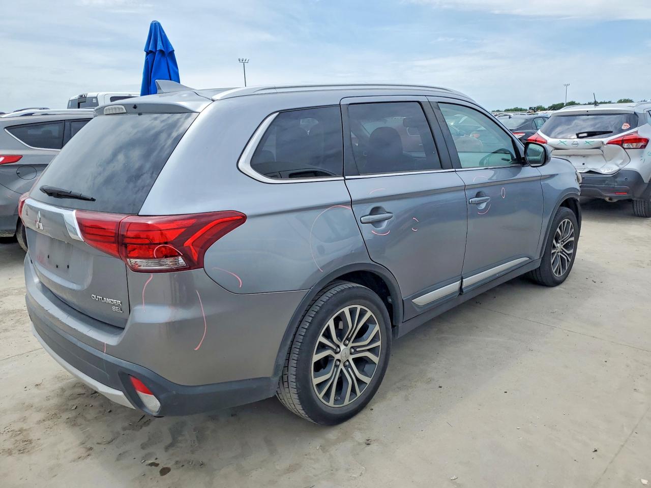Mitsubishi Outlander Se