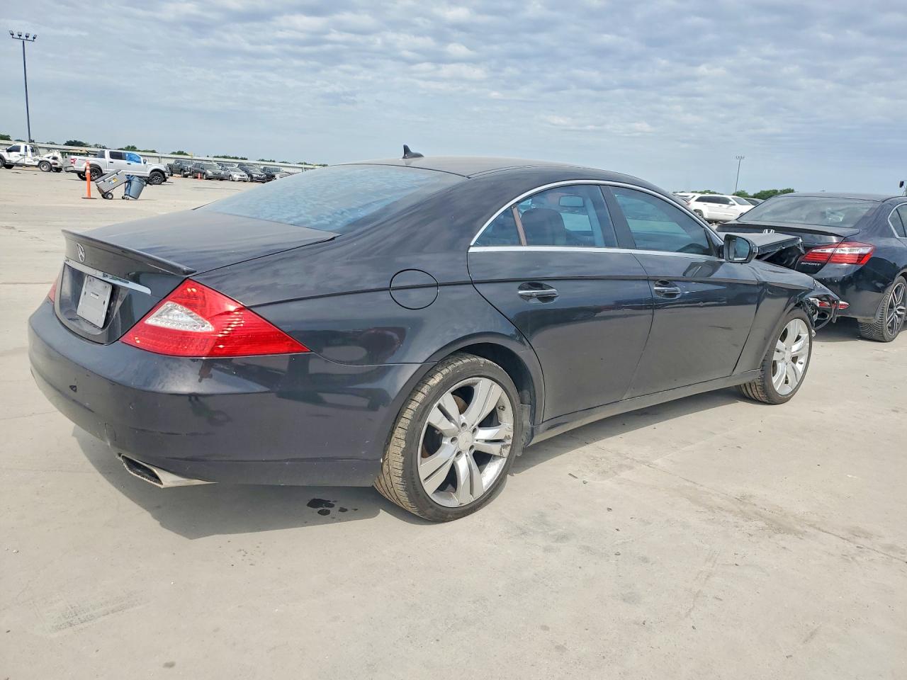 Mercedes-Benz Cls-class 550