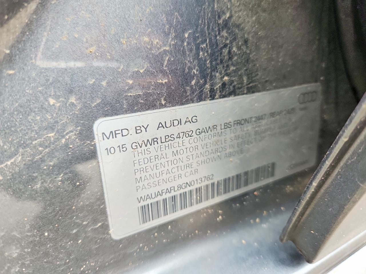 Audi A4 Premium S-line
