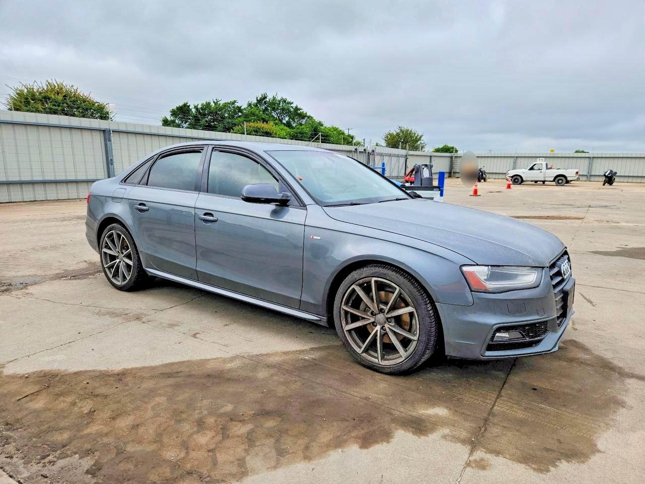 Audi A4 Premium S-line