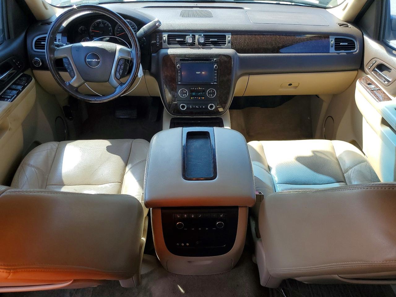 GMC Yukon Denali