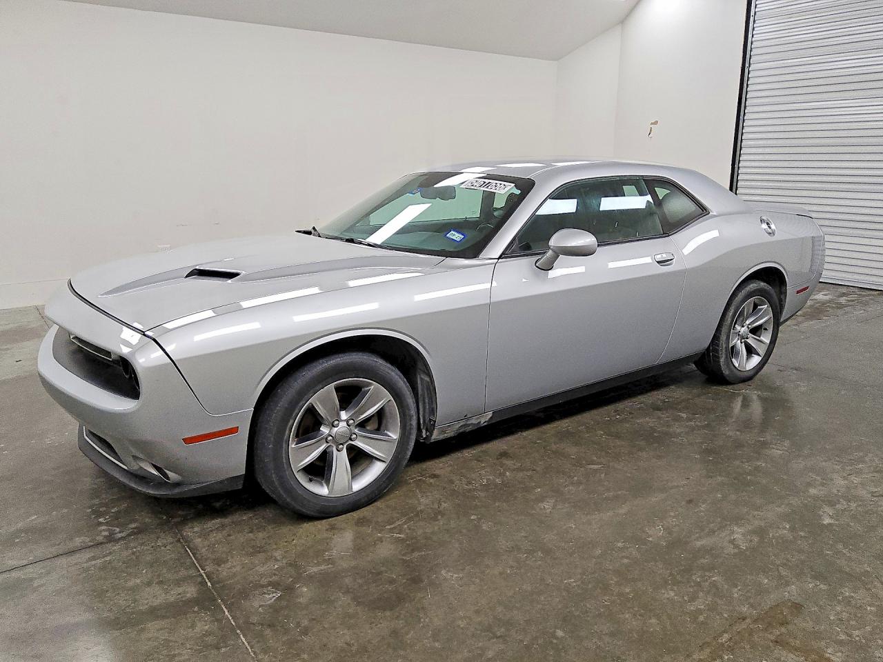 Salvage Dodge Challenger Image