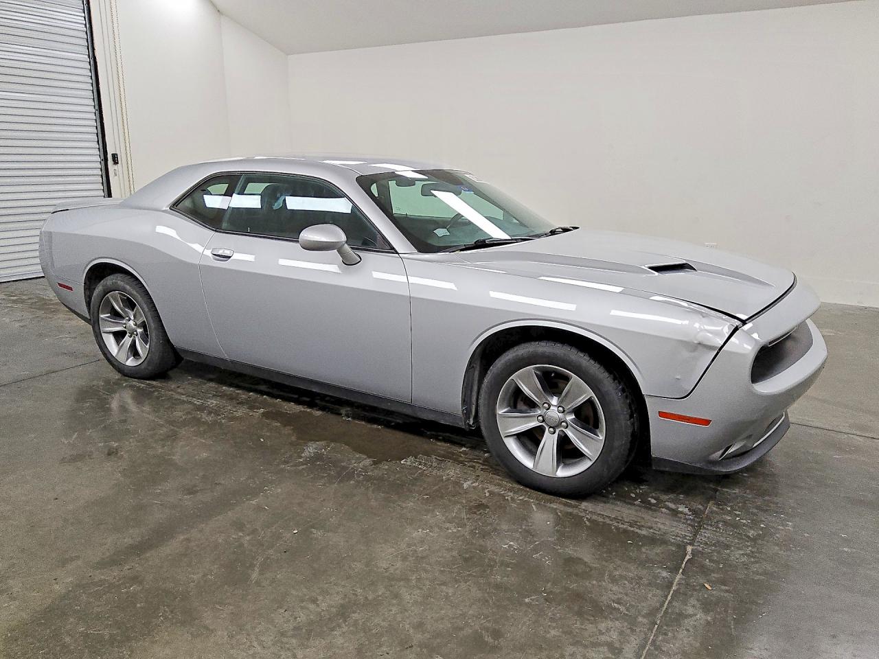 Dodge Challenger Sxt