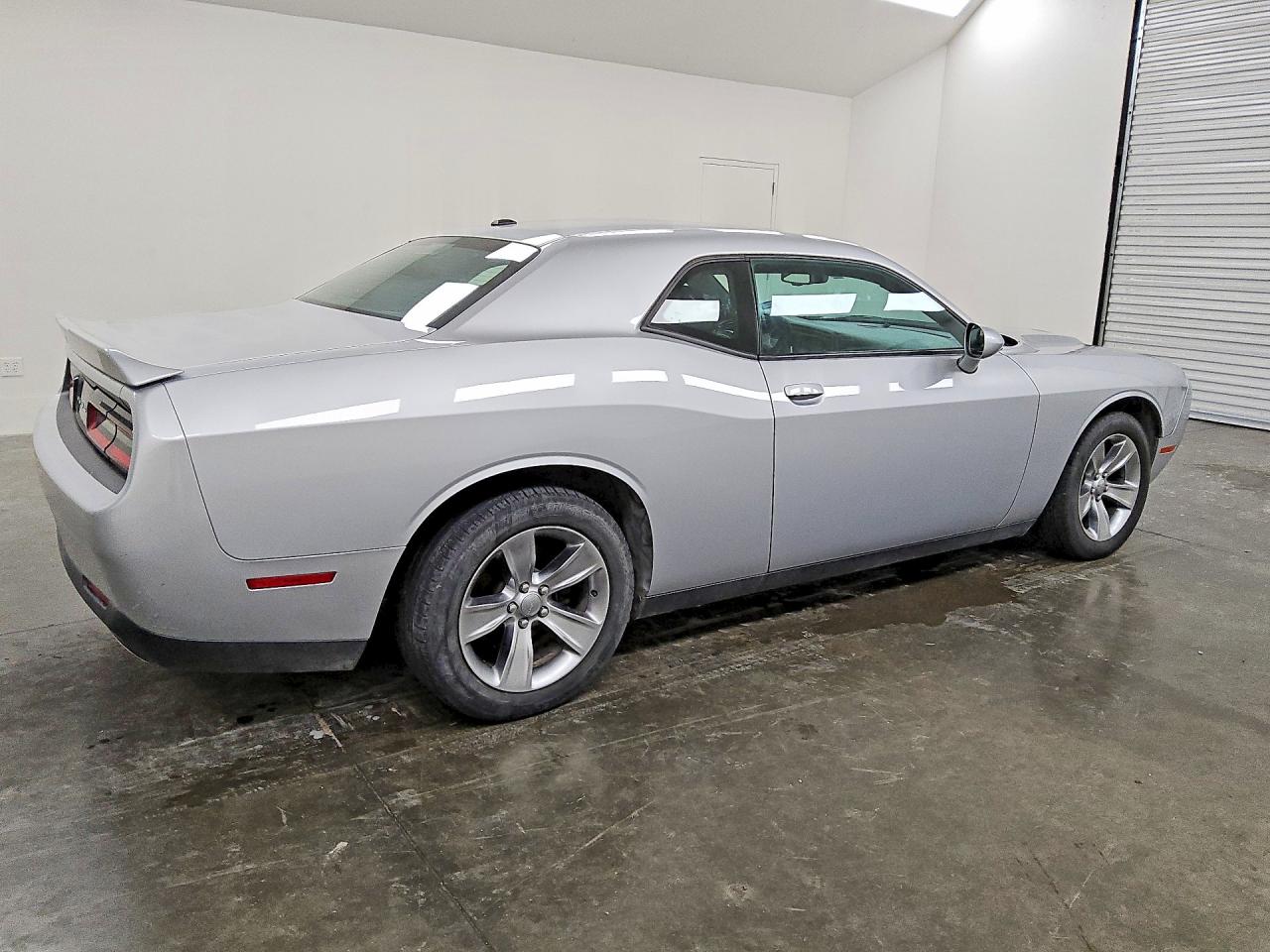 Dodge Challenger Sxt