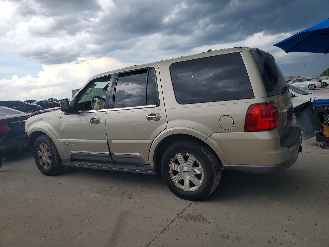 Lincoln Navigator