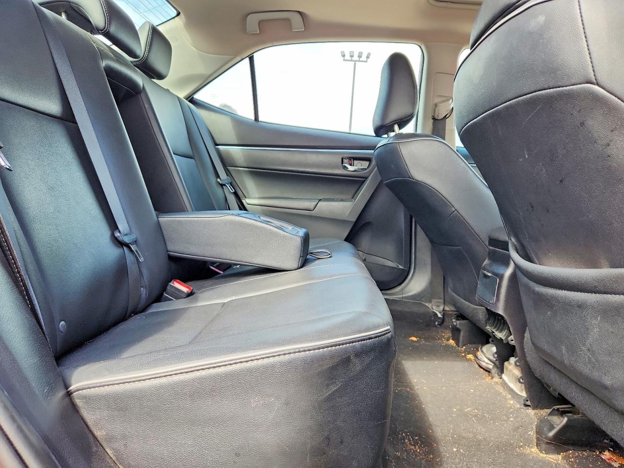 Toyota Corolla Le Premium