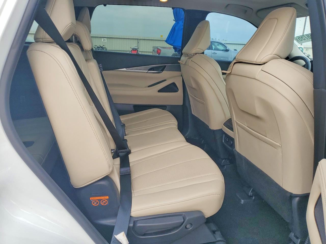INFINITI Qx Luxe