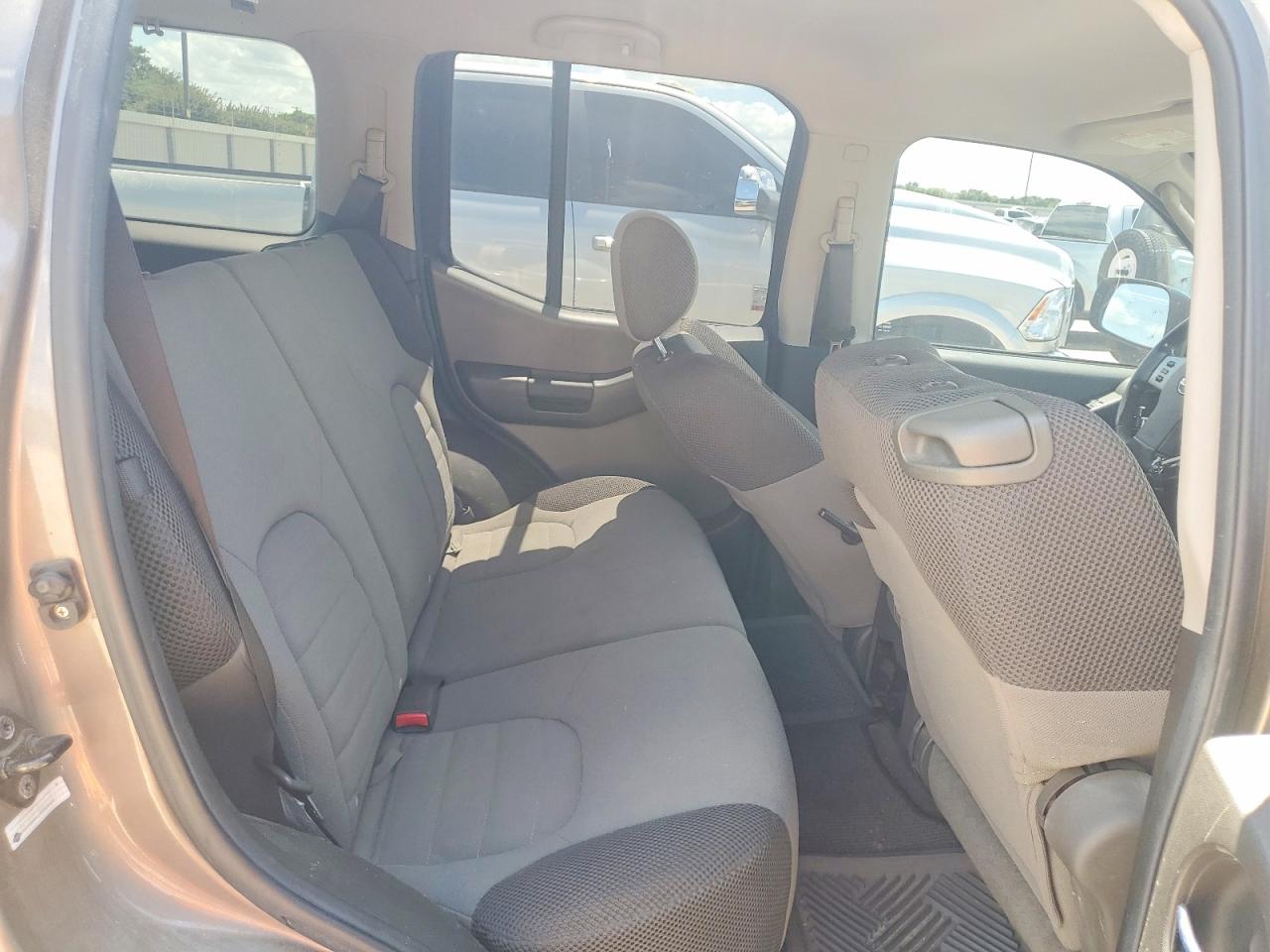 Nissan Xterra S