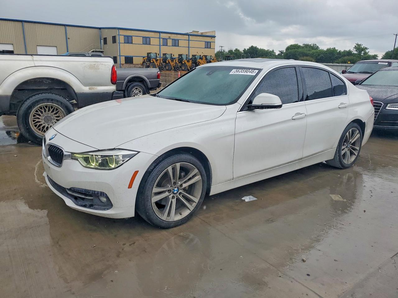 Salvage BMW 3 Series Image