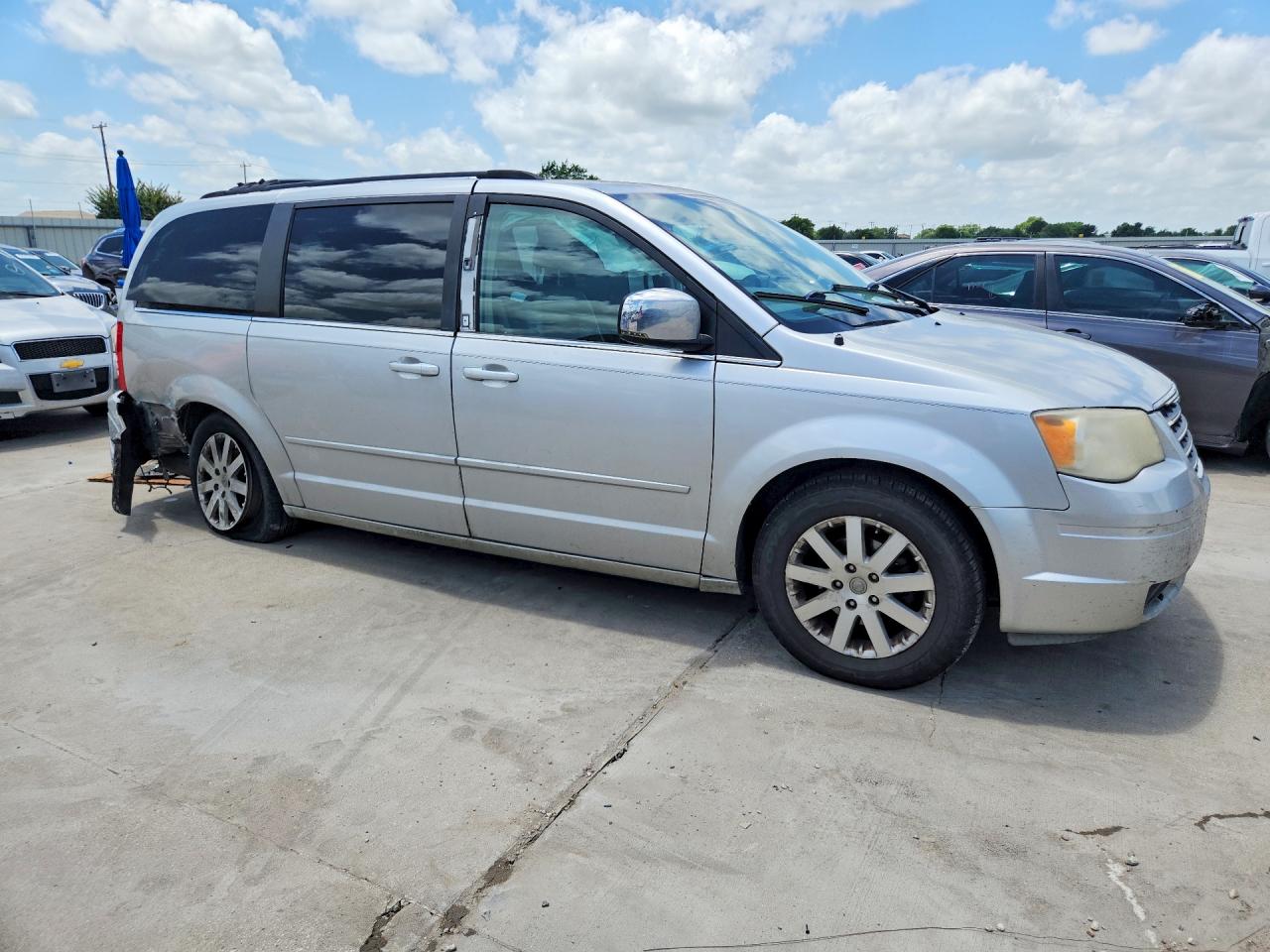 Chrysler Minivan Touring