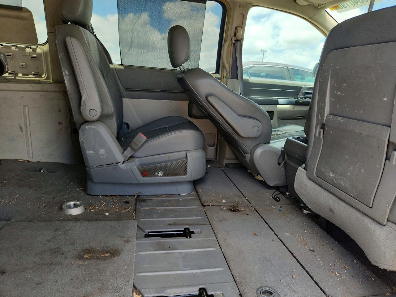 Chrysler Minivan Touring