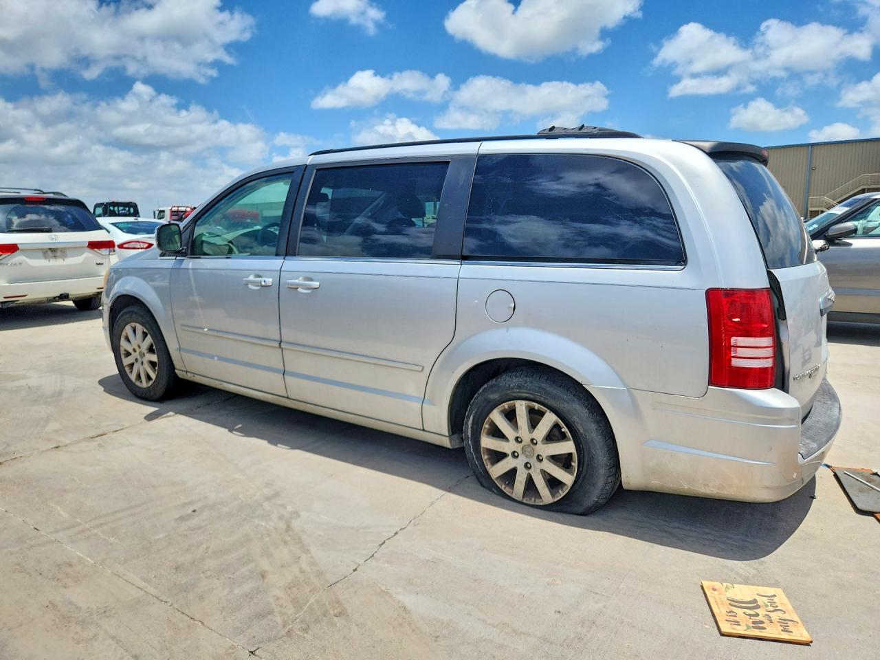Chrysler Minivan Touring
