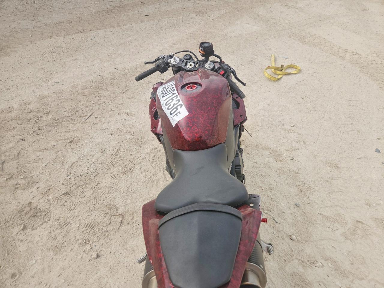 Yamaha Yzf1000 C