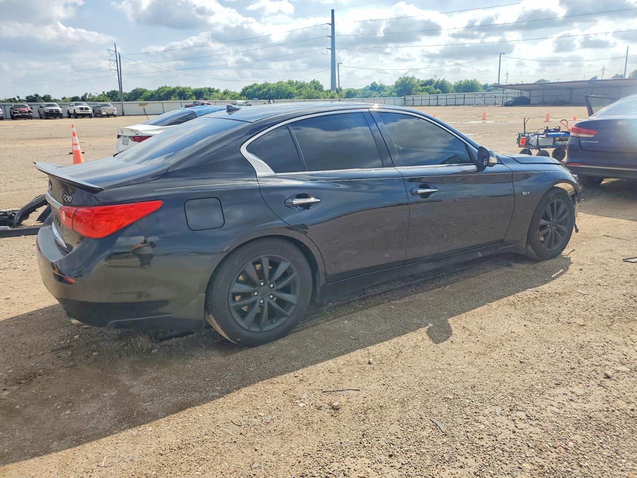 INFINITI Q50 3.0t Premium