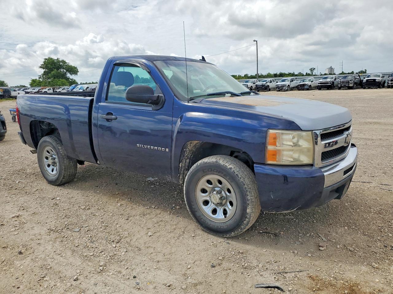 Chevrolet Silverado C1500